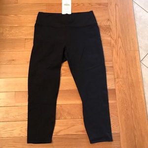 Powerhold Capri by Fabletics